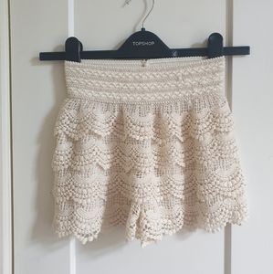 Doily crochet tiered skorts